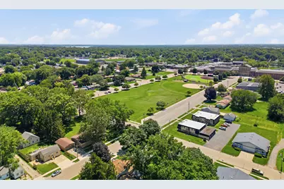402 E 19th Street, Sterling, IL 61081 - Photo 40