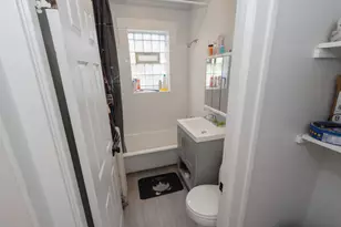 1222 W Victoria St, Chicago, IL 60660 - Photo 8