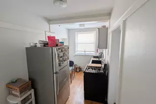 1222 W Victoria St, Chicago, IL 60660 - Photo 2