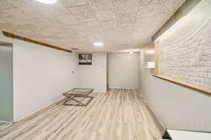 18W074 Jamestown Ln, Villa Park, IL 60181 - Photo 22