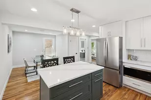 3737 N Cumberland Ave, Chicago, IL 60634 - Photo 12