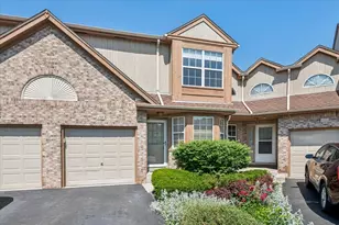 157 Louise Ct, Wood Dale, IL 60191 - Photo 1