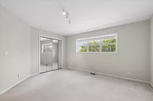157 Louise Ct, Wood Dale, IL 60191 - Photo 10