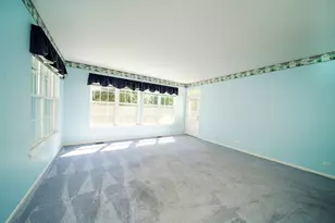 2241 Carillon Dr, Grayslake, IL 60030 - Photo 12