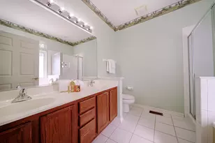 2241 Carillon Dr, Grayslake, IL 60030 - Photo 16