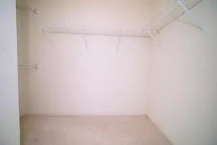2241 Carillon Dr, Grayslake, IL 60030 - Photo 22