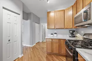375 Wolcott Ln, Batavia, IL 60510 - Photo 14