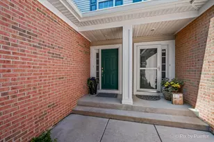 375 Wolcott Ln, Batavia, IL 60510 - Photo 4