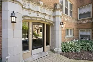 619 Washington Blvd, Oak Park, IL 60302 - Photo 4