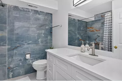 863 E Coach Road #1, Palatine, IL 60074 - Photo 10