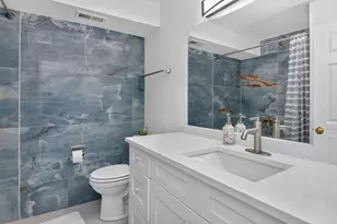 863 E Coach Rd, Palatine, IL 60074 - Photo 10