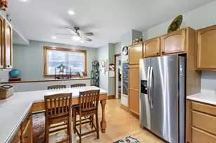 163 S Craig Pl, Lombard, IL 60148 - Photo 10