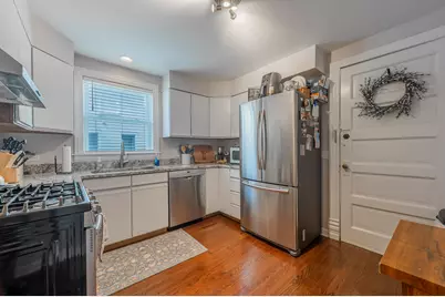 25 S 6th Avenue #1, La Grange, IL 60525 - Photo 6
