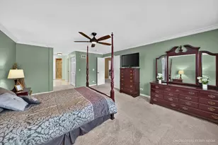348 Kingsport Ct, Crystal Lake, IL 60012 - Photo 14