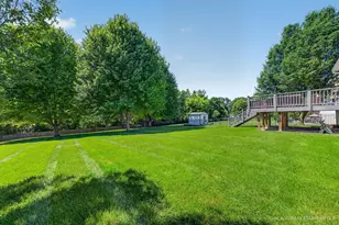 348 Kingsport Ct, Crystal Lake, IL 60012 - Photo 32
