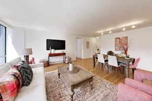 900 N Lake Shore Dr, Chicago, IL 60611 - Photo 8