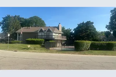 353 Lambert Drive #D-1, Schaumburg, IL 60193 - Photo 10