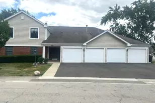 353 Lambert Dr, Schaumburg, IL 60193 - Photo 1