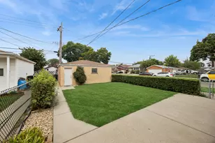 6000 S Narragansett Ave, Chicago, IL 60638 - Photo 18