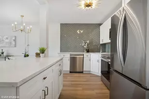 5455 N Sheridan Rd, Chicago, IL 60640 - Photo 2