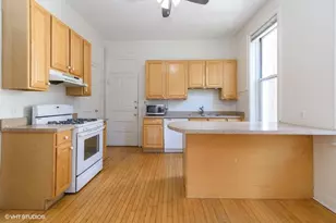 1939 W Thomas St, Chicago, IL 60622 - Photo 4