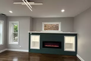 7932 S Champlain Ave, Chicago, IL 60619 - Photo 16