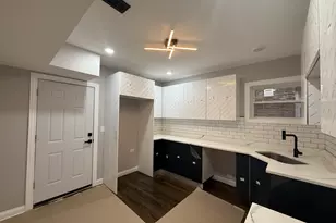 7932 S Champlain Ave, Chicago, IL 60619 - Photo 14