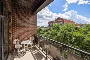 2326 W Giddings St, Chicago, IL 60625 - Photo 12