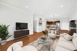 2326 W Giddings St, Chicago, IL 60625 - Photo 2