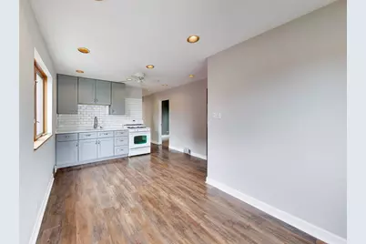 4950 W Gunnison Street, Chicago, IL 60630 - Photo 18