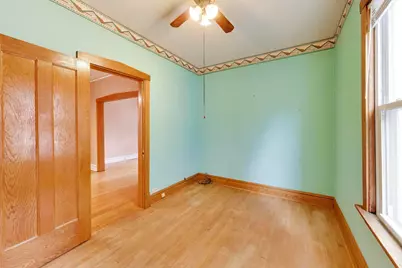 4950 W Gunnison Street, Chicago, IL 60630 - Photo 10