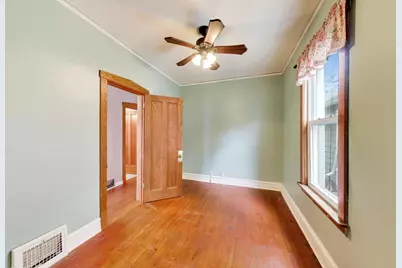 4950 W Gunnison Street, Chicago, IL 60630 - Photo 12