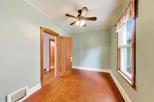 4950 W Gunnison St, Chicago, IL 60630 - Photo 12