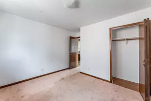 1633 Downs Dr, Calumet City, IL 60409 - Photo 16