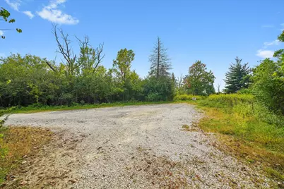 141 Breakenridge Farm Road, Oak Brook, IL 60523 - Photo 8