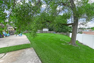 17561 Sycamore Dr, Homewood, IL 60430 - Photo 8