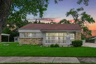 17561 Sycamore Dr, Homewood, IL 60430 - Photo 2