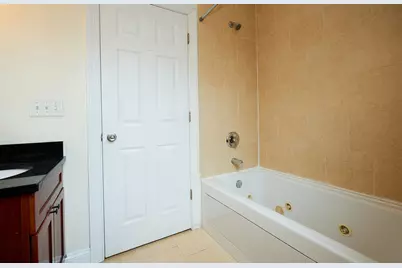 1609 W Farwell Avenue #1, Chicago, IL 60626 - Photo 12