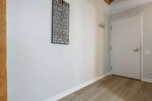 225 W Huron St, Chicago, IL 60654 - Photo 16