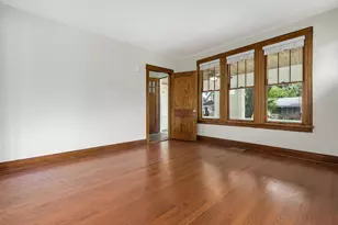 827 Thomas Ave, Forest Park, IL 60130 - Photo 4