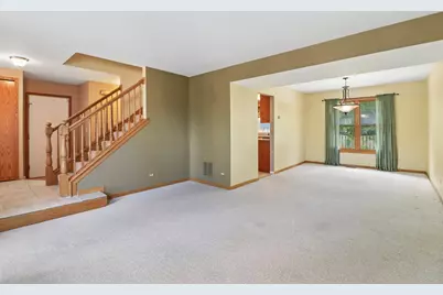 322 Chesapeake Lane, Bloomingdale, IL 60108 - Photo 16