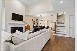 430 W Armitage Ave, Chicago, IL 60614 - Photo 2