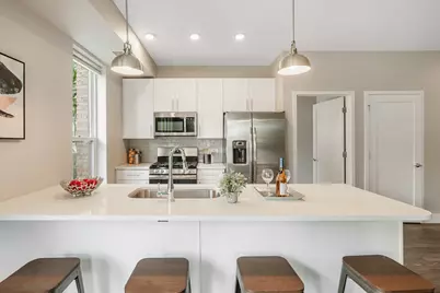 101 W Liberty Street #102, Barrington, IL 60010 - Photo 2