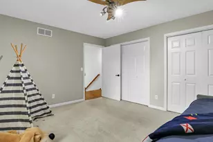 4601 Stonebridge Dr, Champaign, IL 61822 - Photo 34