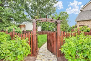 4601 Stonebridge Dr, Champaign, IL 61822 - Photo 44