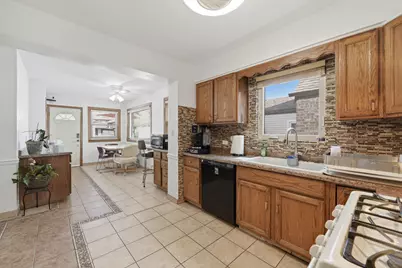 9939 S California Avenue, Chicago, IL 60655 - Photo 14