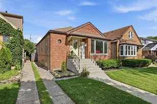 9939 S California Ave, Chicago, IL 60655 - Photo 2