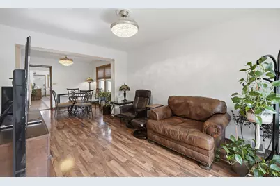 9939 S California Avenue, Chicago, IL 60655 - Photo 4