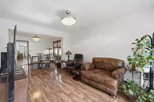 9939 S California Ave, Chicago, IL 60655 - Photo 4