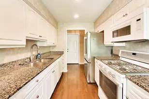 1204 Garfield Ave, Libertyville, IL 60048 - Photo 8